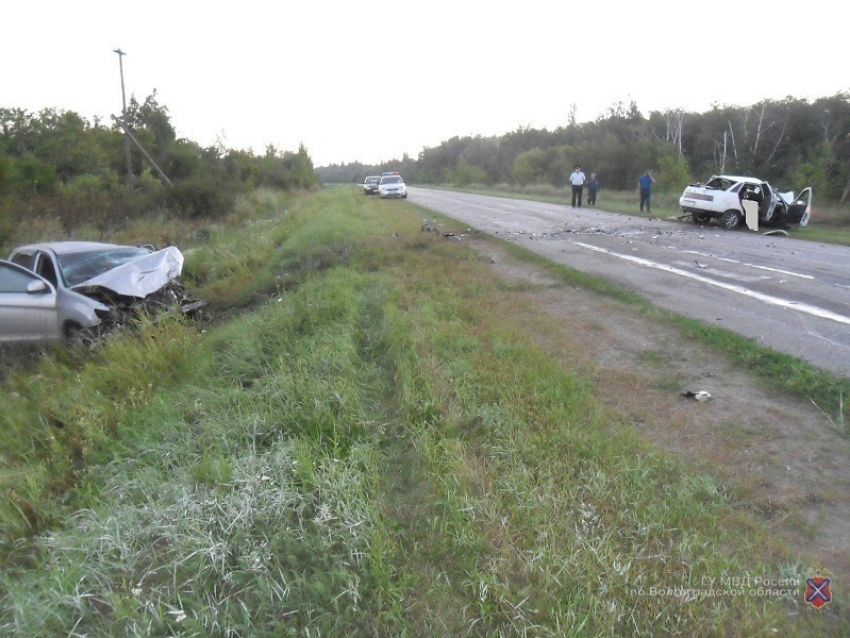 На автодороге «Калининск – Жирновск - Камышин» в ДТП погибли водители и пассажир 