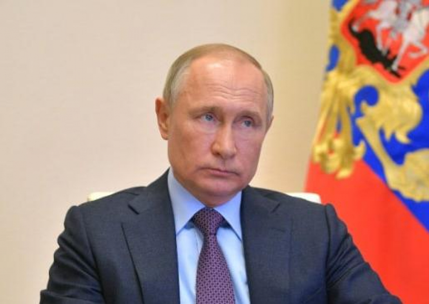 По снятию или продлению ограничений Владимир Путин все доверил решать губернаторам