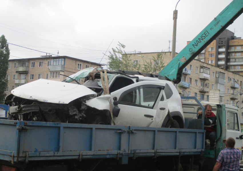 Пострадавших в жуткой аварии до сих пор оперируют в Центральной городской больнице Камышина