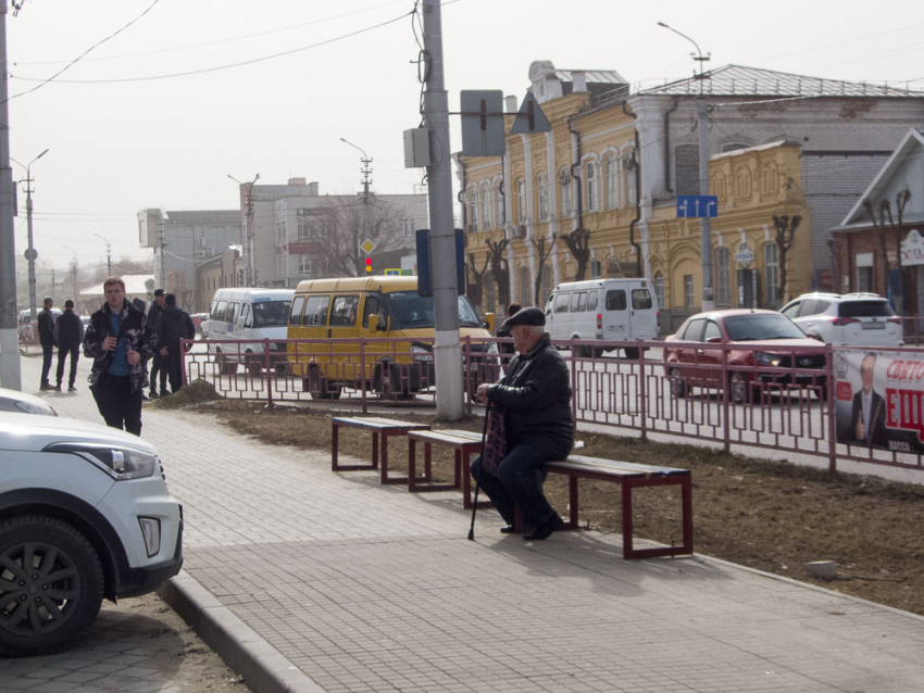 В Волгоградской области под суд отправили бывших руководителя и эксперта бюро МСЭ за поставленное на поток продление фиктивной инвалидности в целях наживы