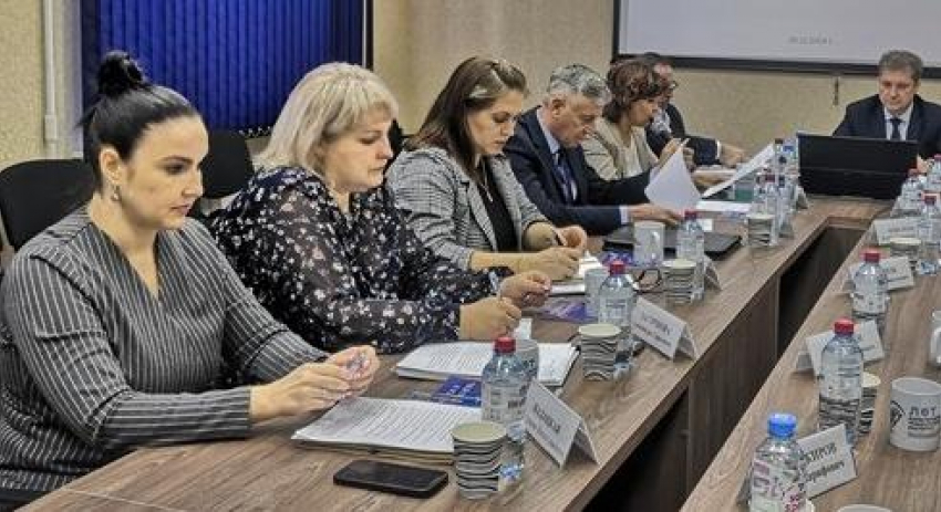 В Камышине решили бороться с наркоманами, «вбухивая» сотни тысяч рублей в газету племянницы главы города