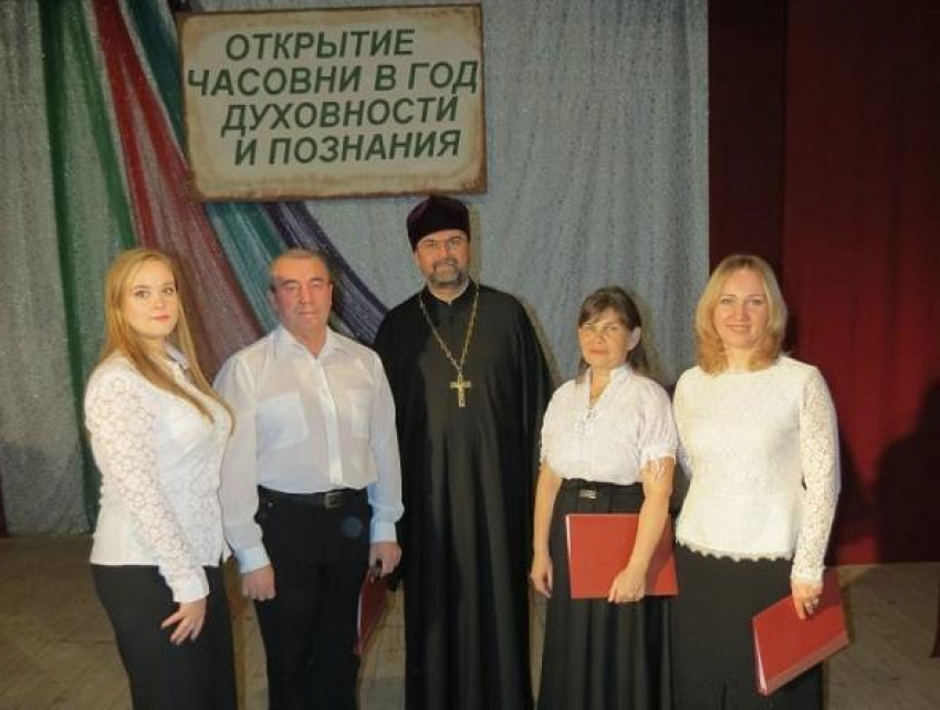 Певчие Никольского собора Камышина выступили в психиатрической больнице села Дворянское