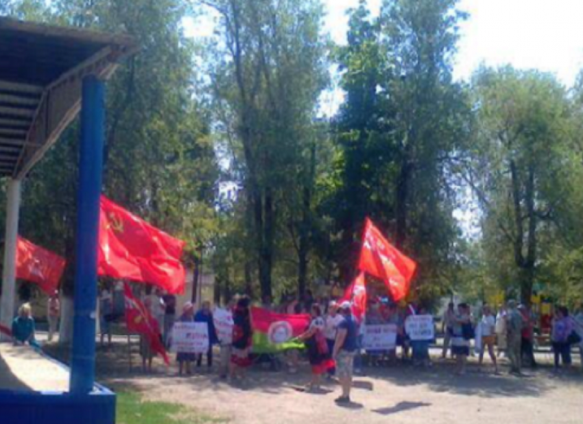 Калач-на-Дону в Волгоградской области попал  в программы ведущих российских телеканалов после сегодняшнего митинга против пенсионной реформы