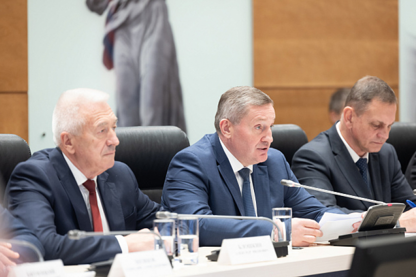 Андрей Бочаров: семье погибшего в результате террористического удара БПЛА будет оказана необходимая поддержка