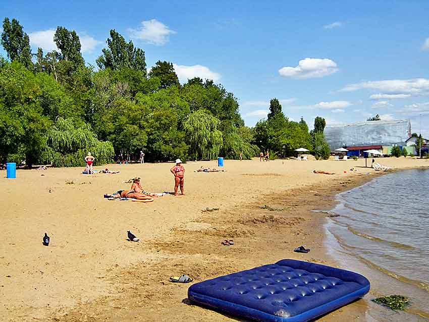 Вода в Камышинке прогрелась только до 15 градусов к началу лета