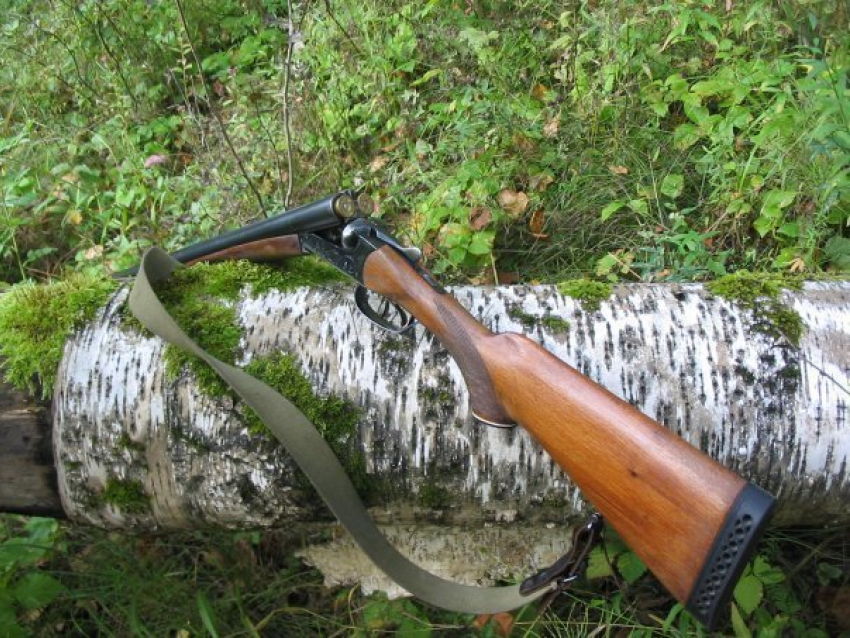 В  Камышинском районе у пенсионера украли мопед и 2-х ствольное ружье