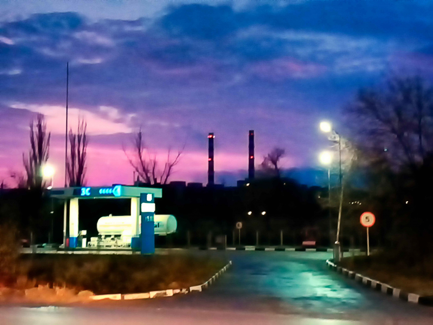 "КамышинТеплоЭнерго» завтра, 2 мая, отключит горячую воду в трех многоэтажках и детсаду