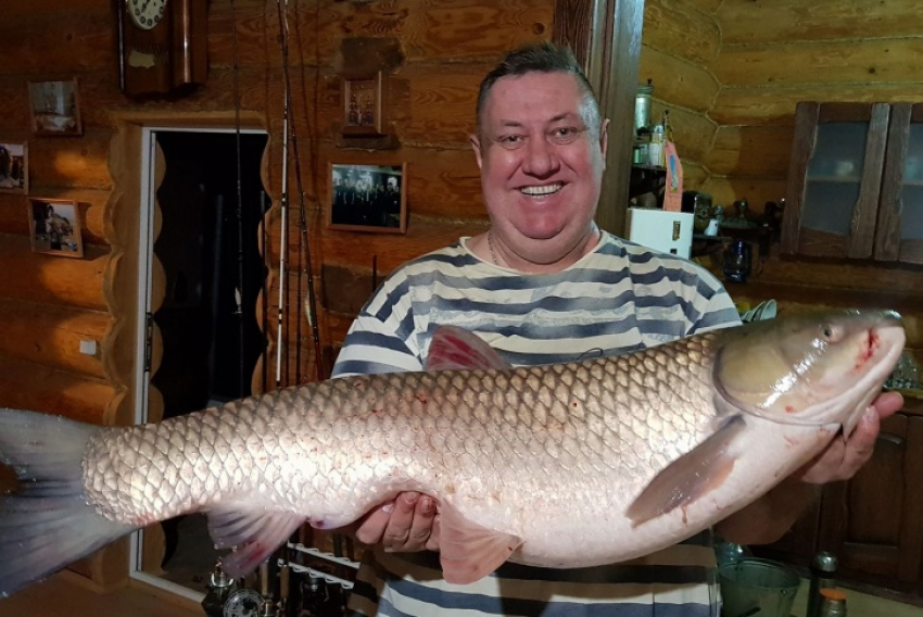 Был заядлым рыбаком и помогал бизнесу региона: в Волгограде умер от коронавируса экс-депутат областной думы Александр Потапов, - V1.RU