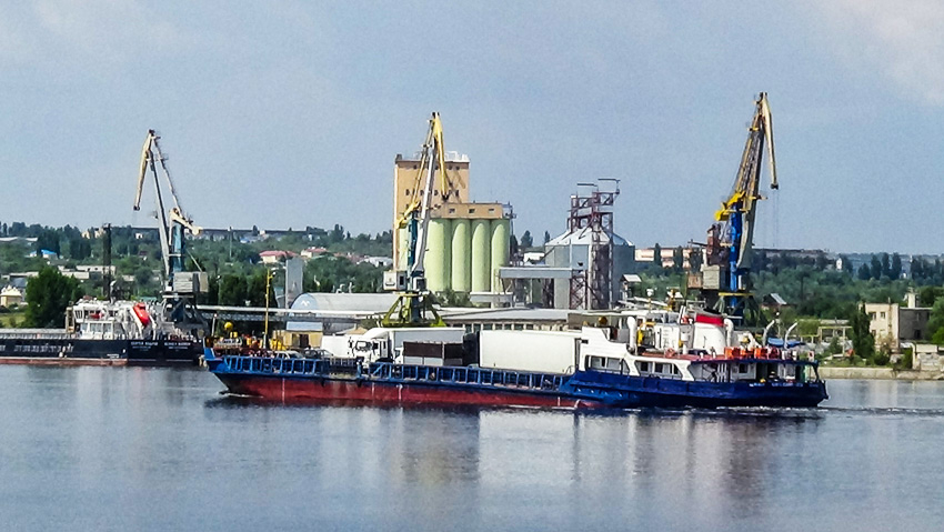 Из Камышина «поплыла» кукуруза в Иран