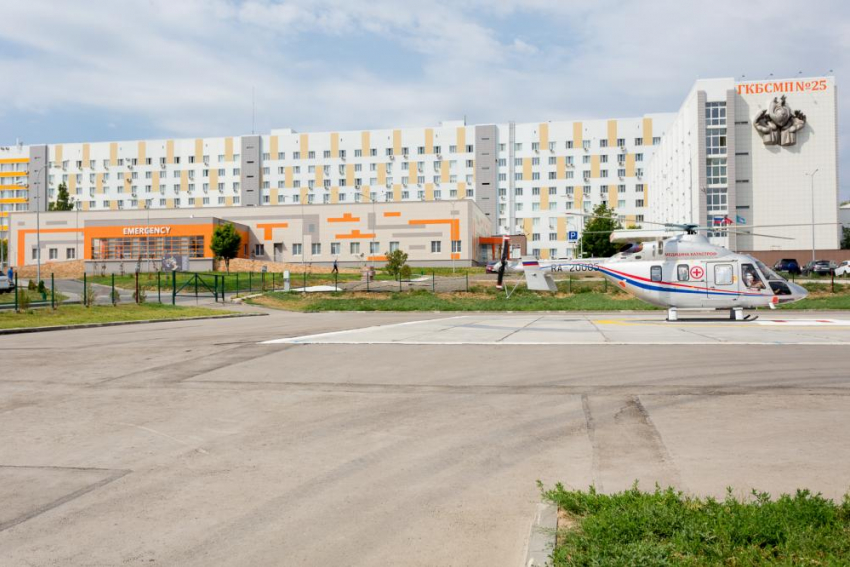 В Волгограде пациент выпал с девятого этажа 25-й больницы