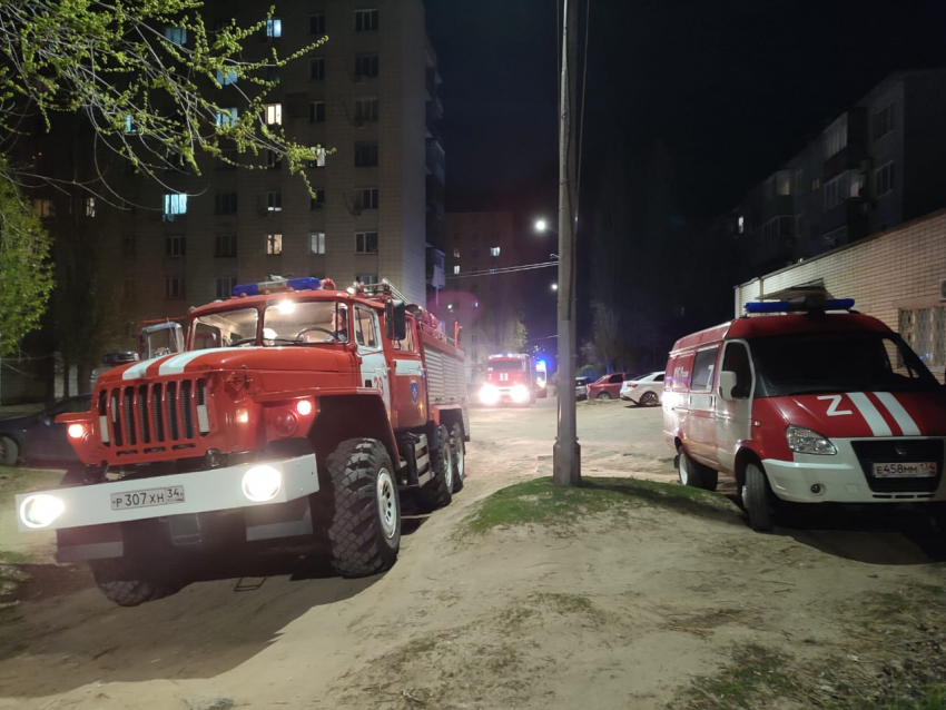 По какому поводу случилось в Камышине вечернее столпотворение пожарных машин на 3-м городке?