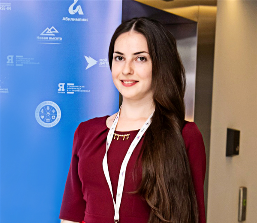 Очаровательная аспирантка Камышинского технологического института Татьяна Огар получила грант для научной деятельности в 2,4 миллиона рублей