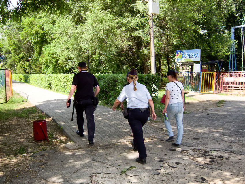 Полиция задержала несовершеннолетнюю школьницу за участие в преступных схемах мошенников