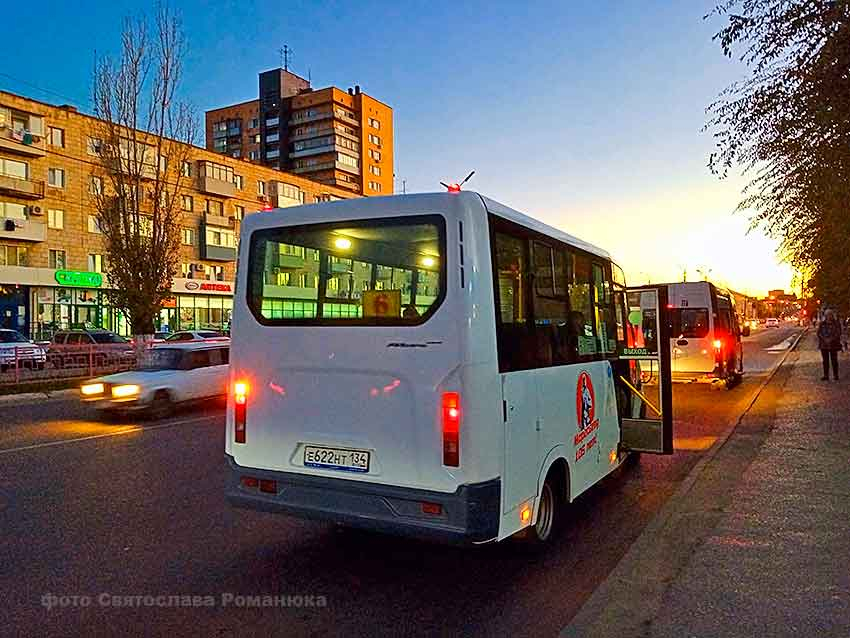«Кровь будет каждый день»: жители Волгоградской области о проезде по QR-коду в маршрутках и автобусах 