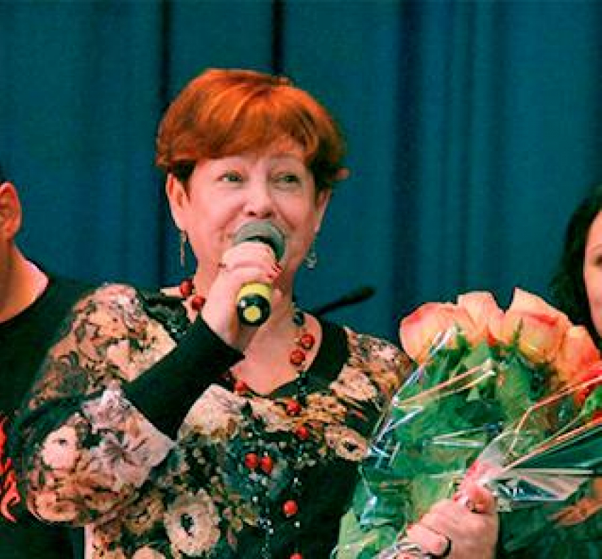 В Камышине ДК «Текстильщик» опубликовал извещение о скоропостижной смерти ветерана учреждения культуры Людмилы Митулинской