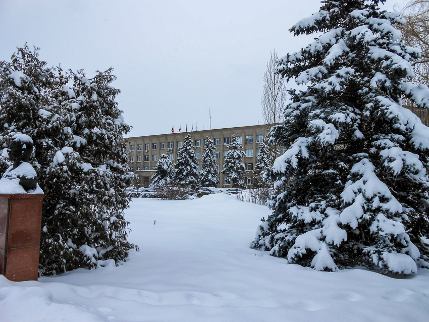 Администрация Камышина зовет горожан в театр на премьеру