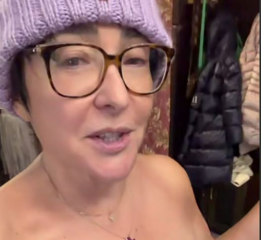 Лолита тихо отменила волгоградский концерт, на который собирались и камышане