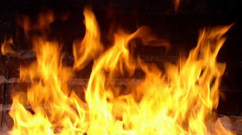 В городе Петров Вал Камышинского района второй день подряд горит «улица Ленина"