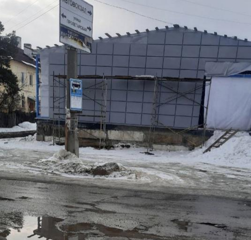 Камышан печалит засилье «торгушек» на каждой свободной городской площадке