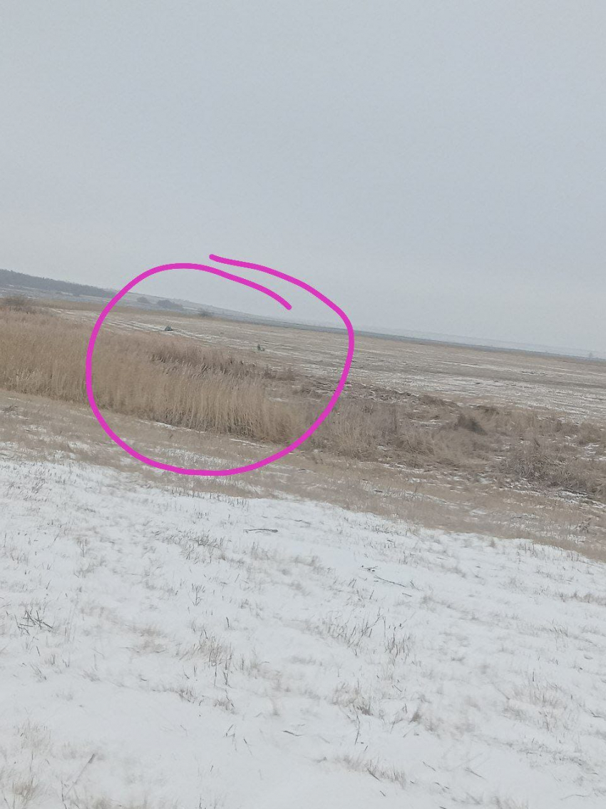 На камеру попал еще один рухнувший непознанный летающий объект - в Новониколаевском районе Волгоградской области (ВИДЕО)