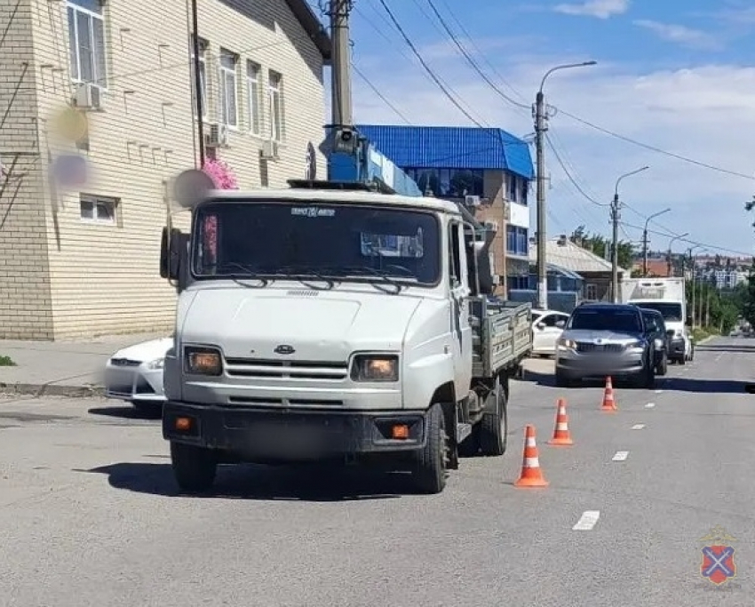 В Камышине «Зил» сбил пожилую женщину на улице Калинина