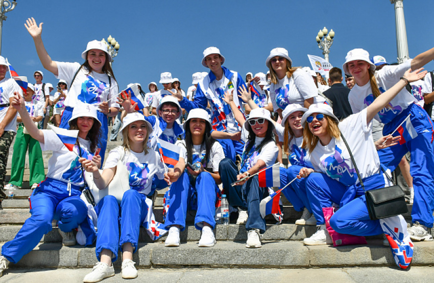 В Волгоградской области стартовала регистрация на молодежный фестиваль #ТриЧетыре