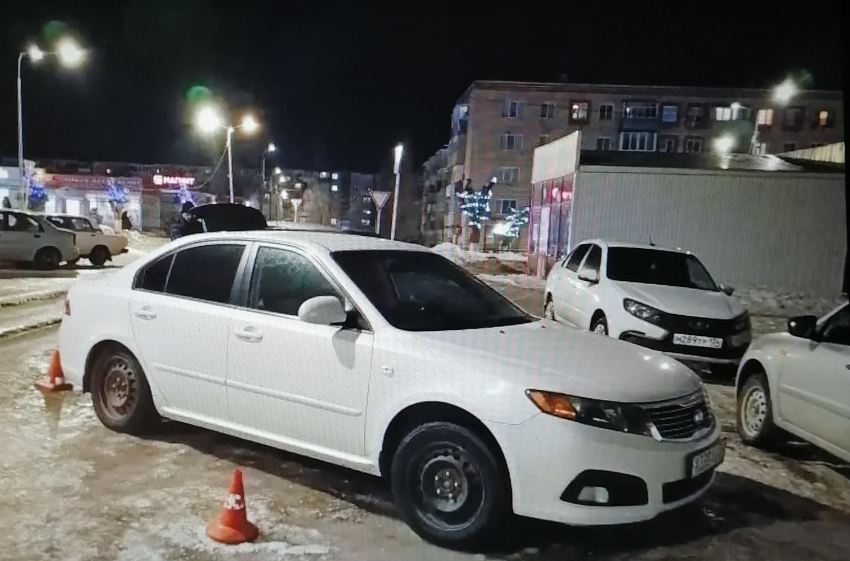 В Камышине Госавтоинспекция просит откликнуться очевидцев дорожно-транспортного происшествия на улице Ленина