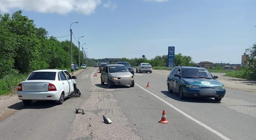 Появились подробности о пострадавших и 19-летнем виновнике  ДТП на улице Рязано-Уральской в Камышине