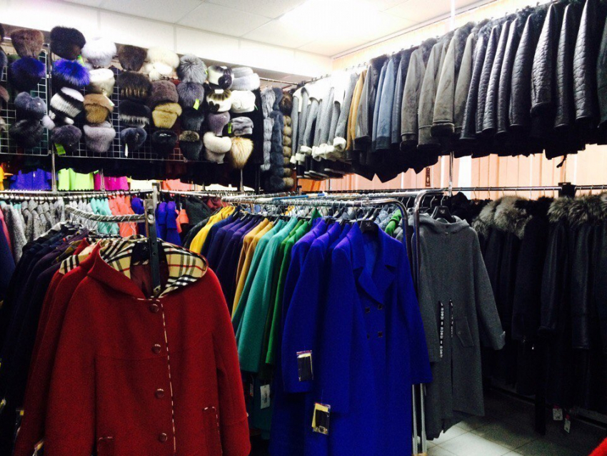 Магазин женской одежды «Мир пальто» гарантирует красивые, модные и бюджетные обновки каждой камышанке!