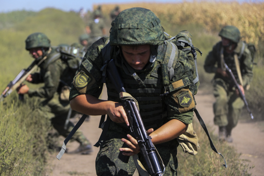 Сегодня военнослужащих частей, дислоцированных в нашем регионе, подняли по тревоге