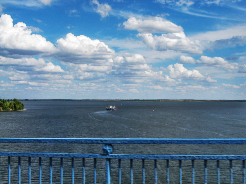 Штормовое предупреждение объявили в Волгоградской области 