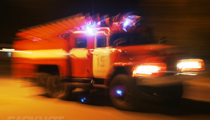 Из-за пожара в многоэтажке 11 квартала в Камышине пришлось эвакуировать 23 человека