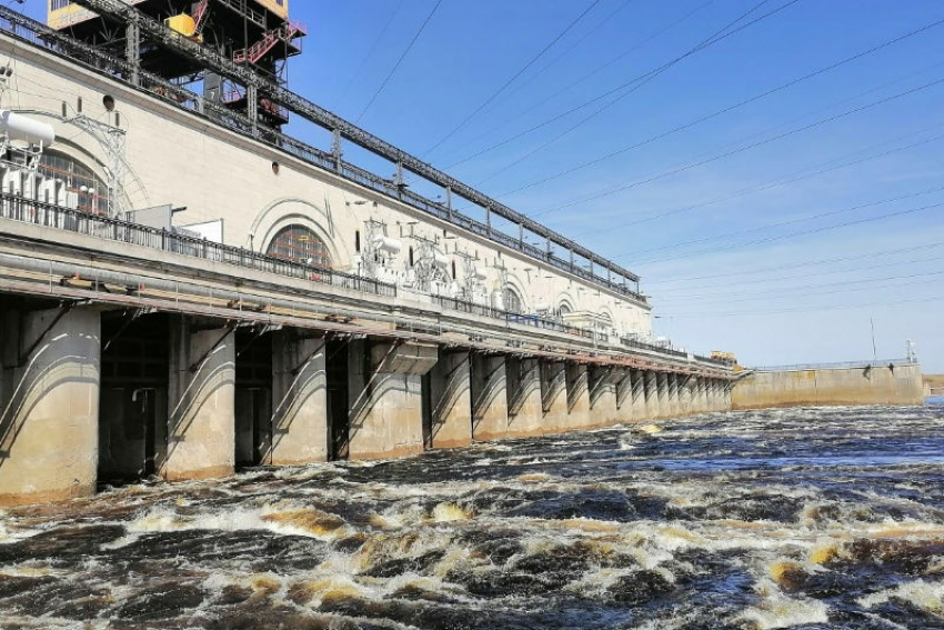 МегаФон обеспечил связь под водой для сотрудников Нижегородской ГЭС