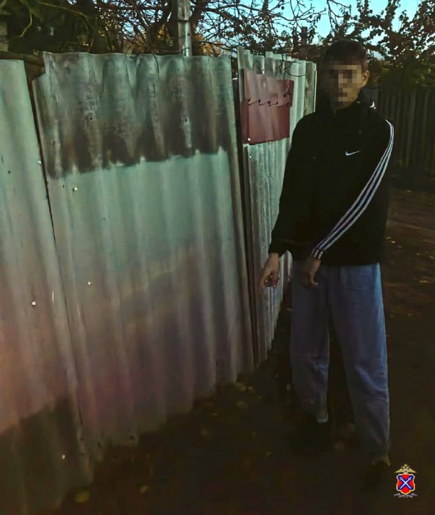 В Камышине полицейские задержали за наркотики молодого человека, который может сесть на 10 лет