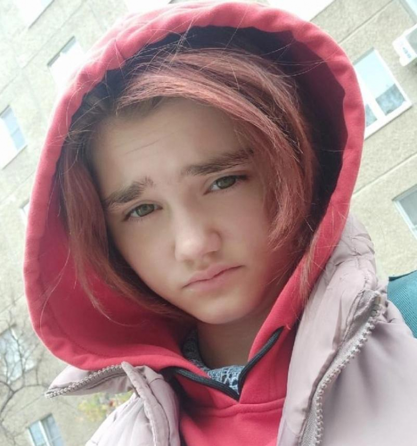 Жителей Волгоградской области просят помочь в поисках 13-летней школьницы, пропавшей в Волжском