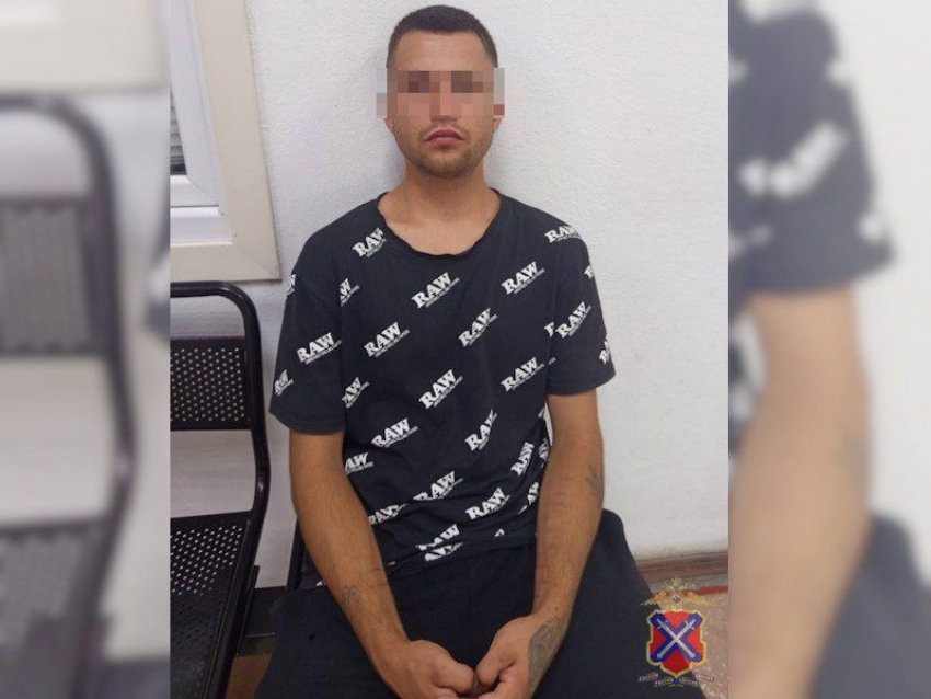 Дал пощечину деду: иностранец издевался над камышанином на костылях, - «Блокнот Волгограда"