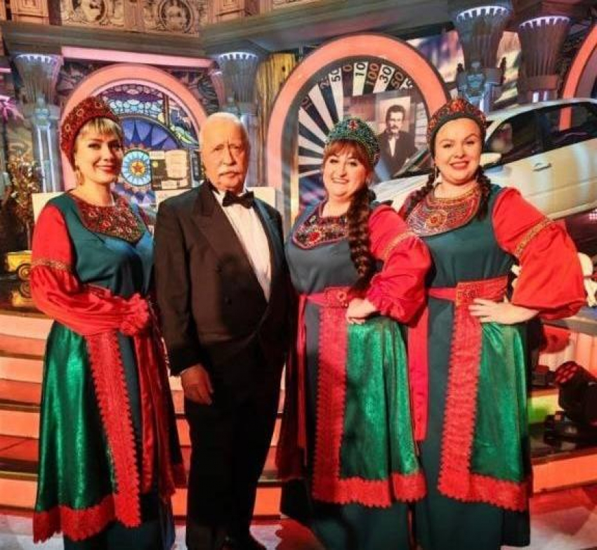 Камышинская творческая группа «Спелая смородина» была готова покорить «Поле чудес» (ВИДЕО)