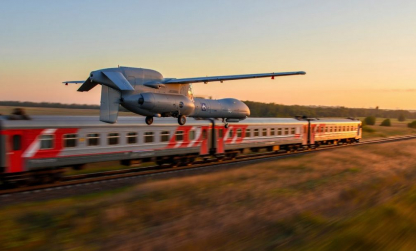 Украинский дрон повредил пассажирский поезд в Тимашевске, есть раненые