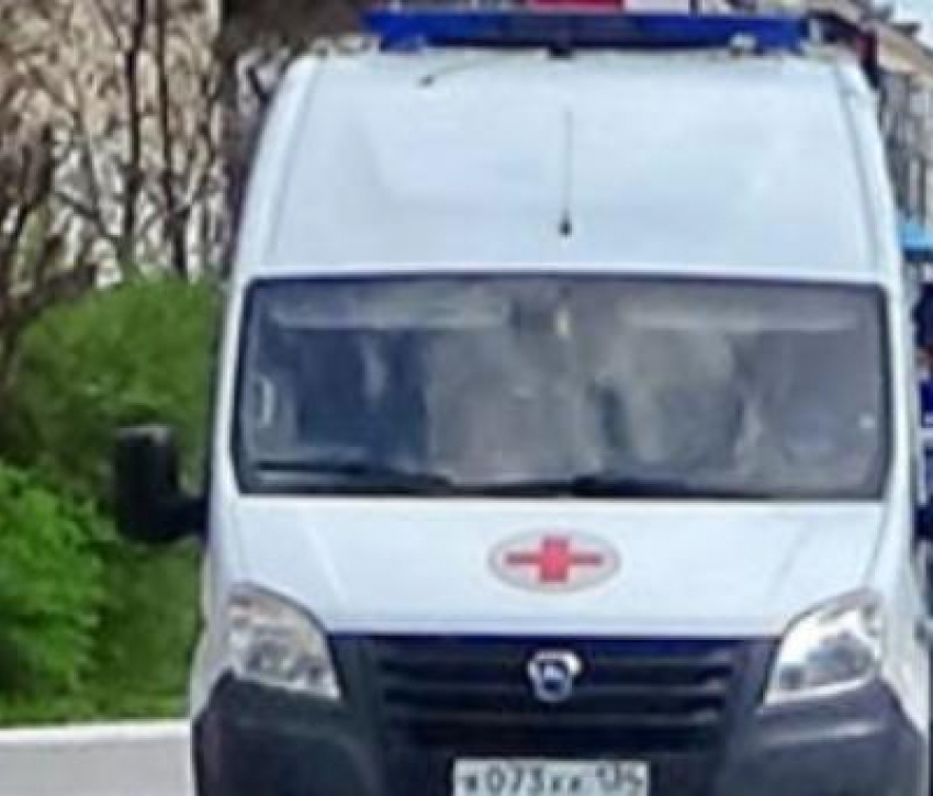 В Камышине с улицы увезли труп мужчины