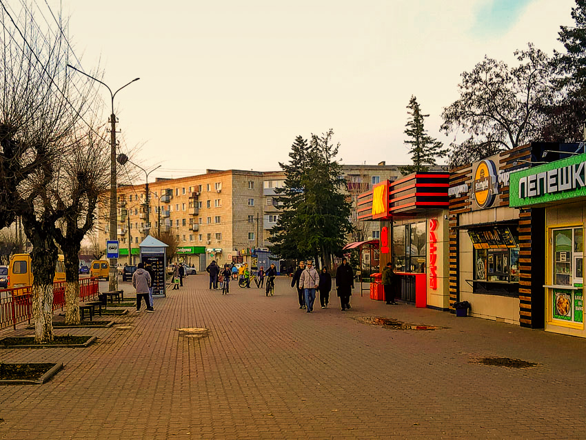 Жителям Волгоградской области массово блокируют банковские карты, - «Блокнот Волгограда"