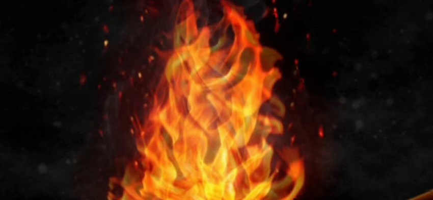 Региональные СМИ сообщают, что во Фролово 40-летняя женщина подожгла сама себя и сгорела заживо