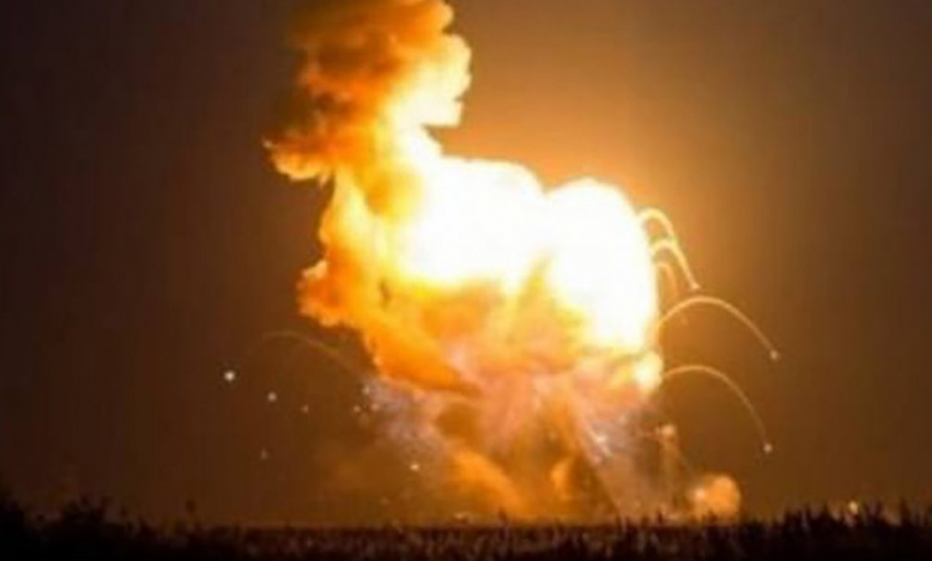 Киев 17 апреля ударил по аэродрому ВКС в Джанкое, - «Блокнот - Россия"