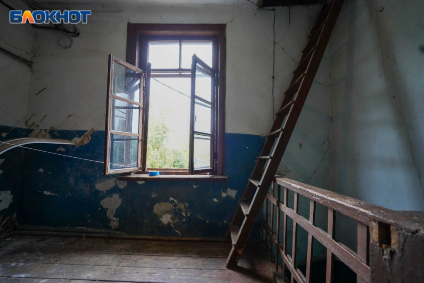 Восемь жилых домов повредило в ходе массовой атаки БПЛА на севере Волгограда: подробности