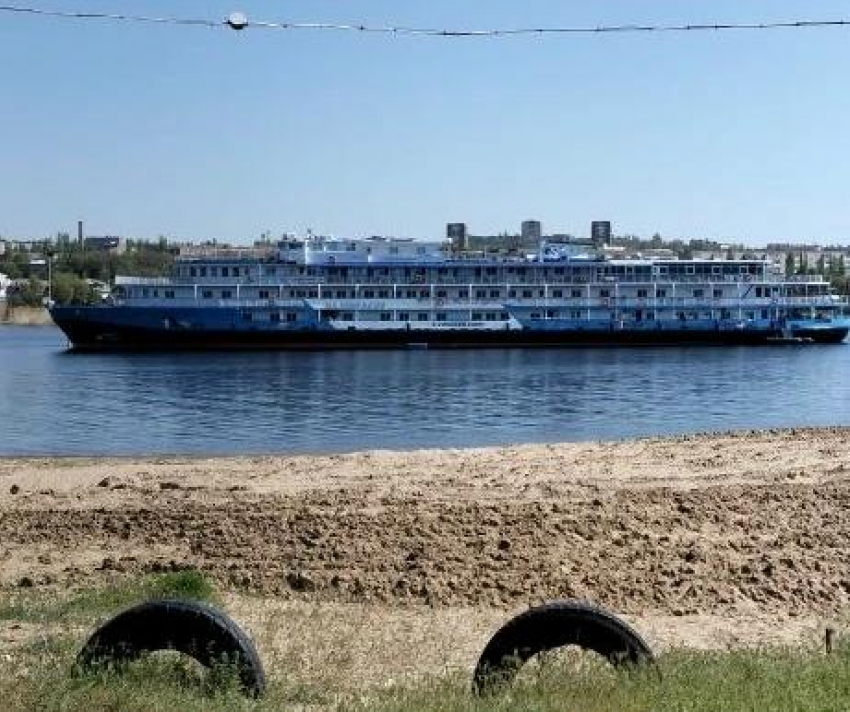 Стало известно, какие требования Роспотребнадзора выполняются на пляже у здания администрации Камышина