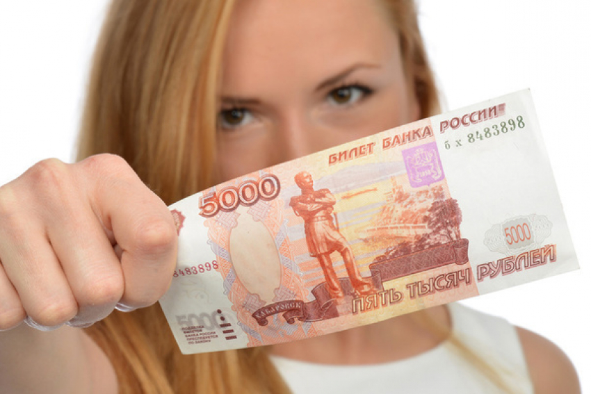Мошенник предложил жительнице Камышина урегулировать проблемы за 5000 рублей