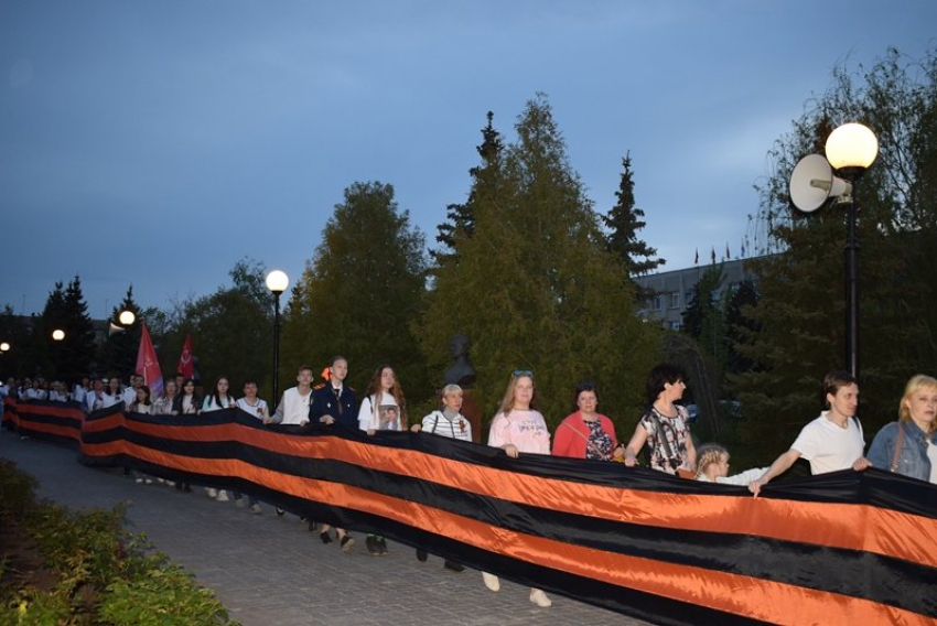 8 мая молодых камышан зовут встать в ряды патриотического шествия «Георгиевская лента"