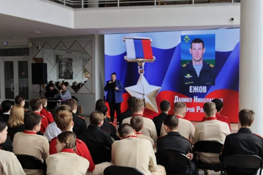 В Камышине городской совет ветеранов запустил проект «Наследие героев"