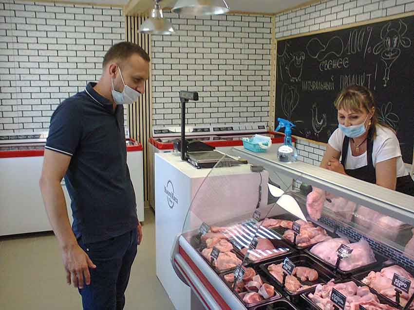 В Камышине на рынке у остановки «Молодежная» ожил мясной павильон