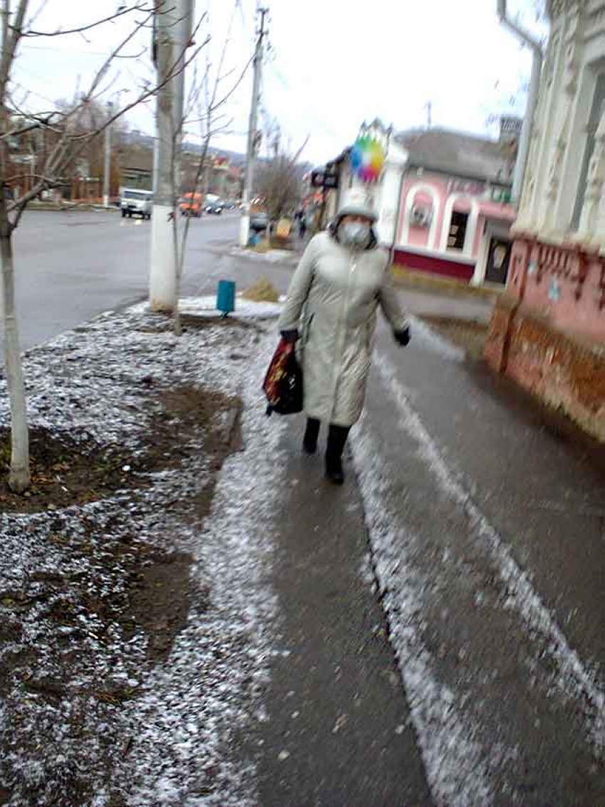 34 камышанина после подтверждения сегодня, 26 ноября, диагноза коронавируса приступают к длительному курсу лечения от инфекции